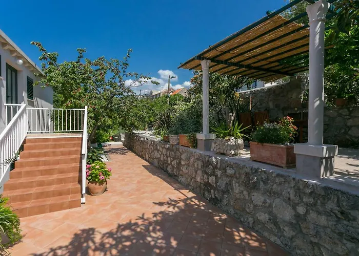 Nautilus 3* Orašac