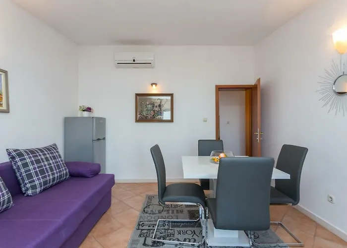 Nautilus 3* Orašac