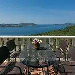 Guest house Nautilus 3*