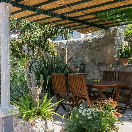 Nautilus 3* Orašac