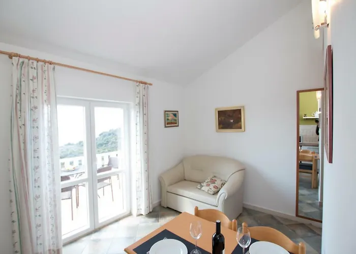 Nautilus 게스트하우스