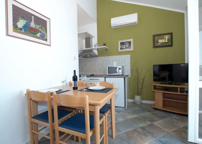 게스트하우스 Nautilus 오라사크