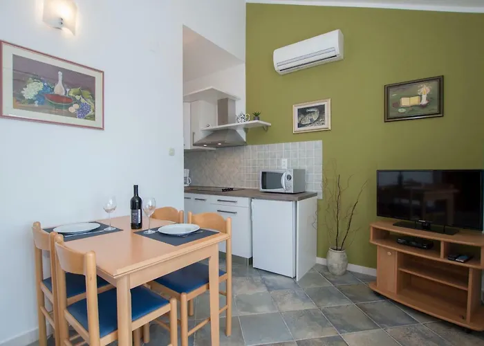 게스트하우스 Nautilus 3*