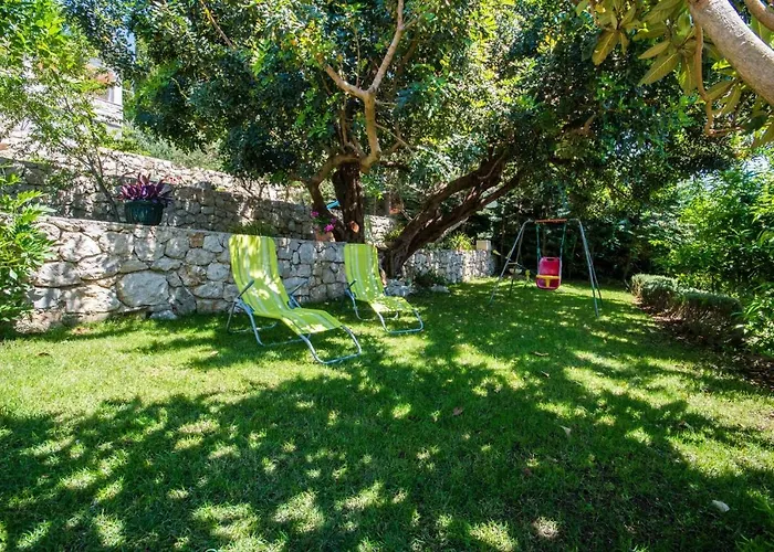 게스트하우스 Nautilus 오라사크