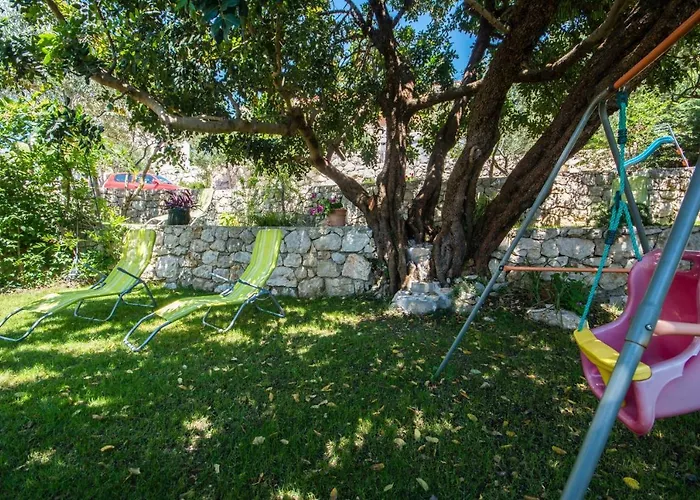 Nautilus 게스트하우스