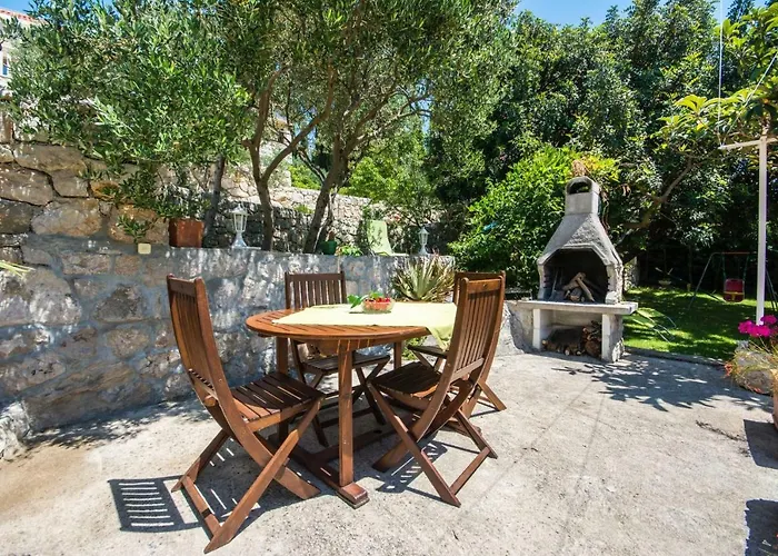 Nautilus 게스트하우스