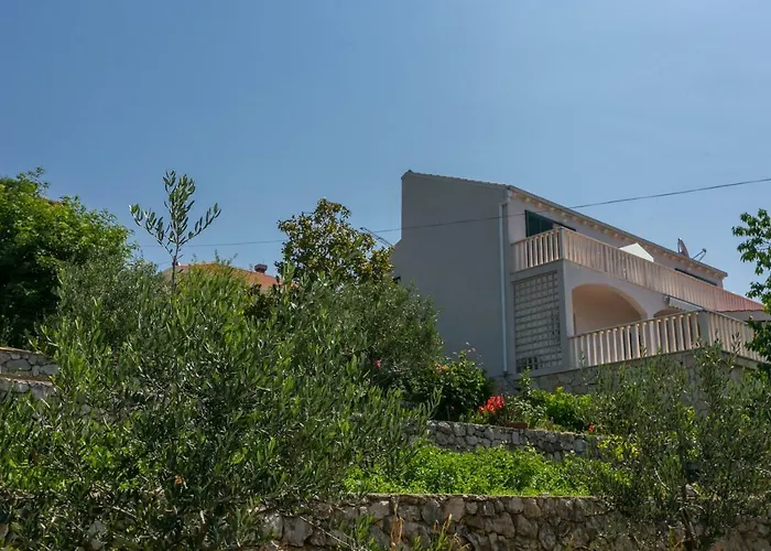 Nautilus 게스트하우스 오라사크