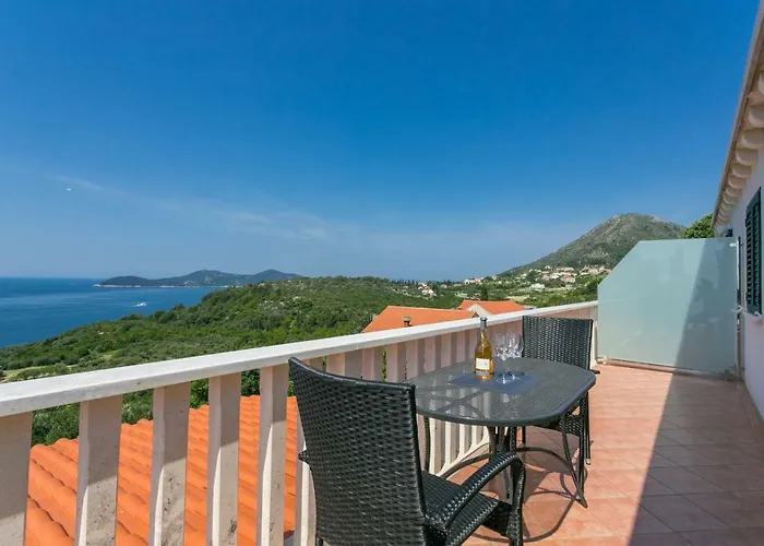 Nautilus 게스트하우스 오라사크